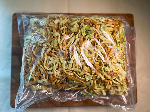 Нитка ЖАРЕНАЯ "Васаби" Oktobersnack 1 кг (сырный продукт) в Великом Новгороде